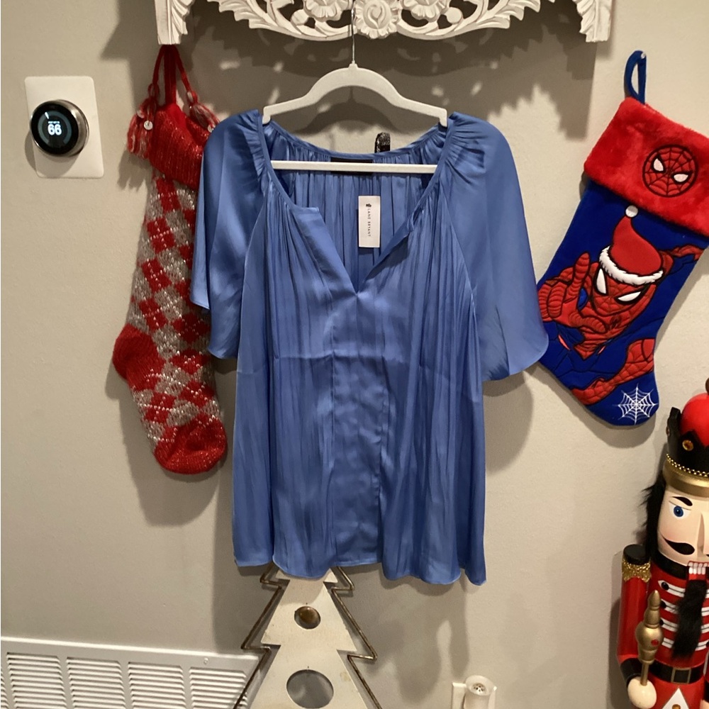 NWT - Lane Bryant - Elegant Blue Satin Top - Size 14/16w!!!!